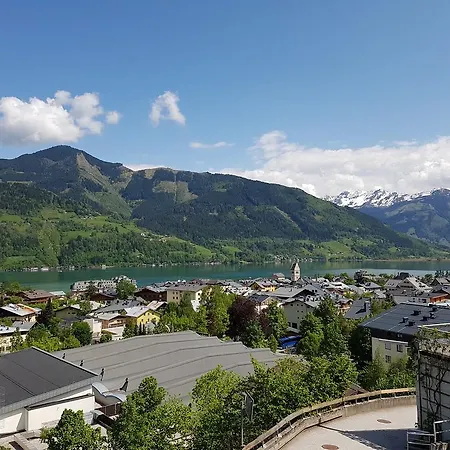 The Good View By In One